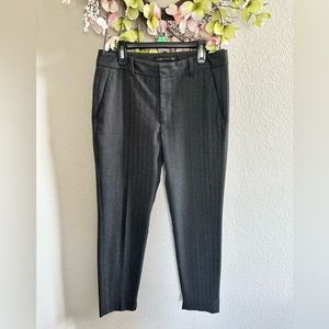Zara Woman’s grey straight leg relaxed dress pants size 4